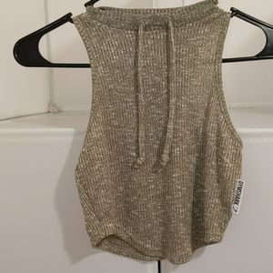 • GymShark Cropped Tank Top •